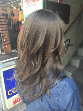 レガーミ(Legami) 透明感カラー【上通りlegami】