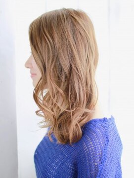 ナル 白山神社参道通り店(nalu) ハイトーンベージュのかきあげミックスカール