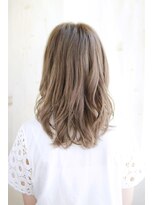 トランクイル サフリック(TRAN9UIL safric)&nbsp;20代30代40代　無理のない女らしさ・くびれロング