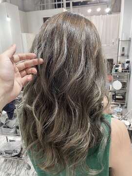 ナイン 麻布十番(NINE) ☆ハイライトオリーブグレージュ☆