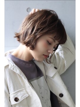 アンドヘアー 西葛西(&-HAIR) 切りっぱなしボブ×ワイドバング