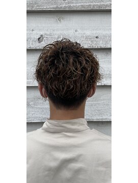 ワークスヘアー(WORKS HAIR) アップバングスパイラルパーマ