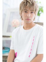 ミック ヘアアンドビューティー 大山店(miq  Hair&Beauty)&nbsp;ハイトーンカラーホワイティアッシュ★ショートウルフa1