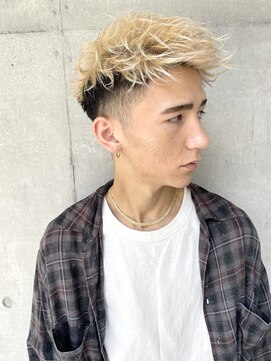 アカ(ACA) マッシュショートハイトーンカラーブリーチカラー札幌大通