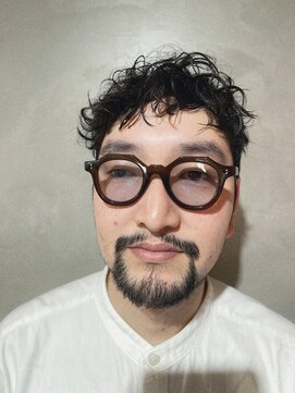 キュー(Cue_) メンズ大人のアップバング【表参道】