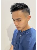 短髪黒髪ワイルドフェードアップバング