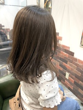 リノナ(Linona) ☆小顔効果キッズ インナーカラー 髪質改善 ハイライト 韓国