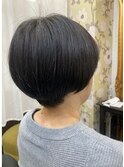ショートボブ