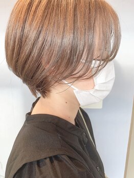 ミルクティ 亀田店(Milk tea)の写真/一人一人の魅力を引き出すカットが好評！似合わせショートは伸びても扱いやすいからスタイリングも簡単に♪
