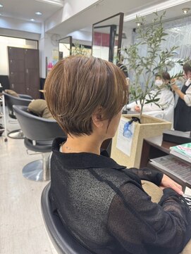 アイズ 本厚木(AIZU) 白髪ぼかしハイライト