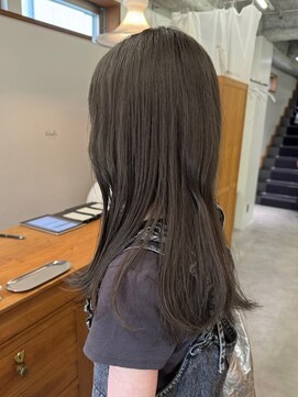 ニール シトロン 名古屋 伏見 丸の内(NEELU citron) 【Neeluscuro_take】柔らかいオリーブベージュ