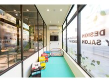 チップタップ 保谷店(tip top)の雰囲気（キッズスペース(お子様のお好きなDVD、おもちゃお持ちください)）