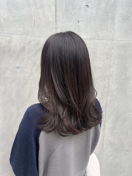 イチサンサン(/ 133) 【/ 133】レイヤーとグレーブラウン。〈room1 megu.〉