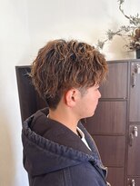 クロリ(Coloris)&nbsp;緩めのツイストスパイラルパーマ