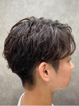 メンズ美容室 タカミ フェザーパーマ