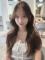 マインバイアフロートギンザ(MYNE by AFLOAT GINZA)&nbsp;レイヤーカット/ハッシュカット/くびれ/おくれ毛/顔まわり