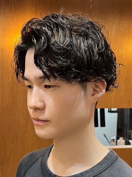 エリマ 横浜西口(elima) シャドウパーマのセンターパートマッシュ◎