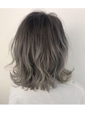 ジーナ(XENA) グレージュグラデーション