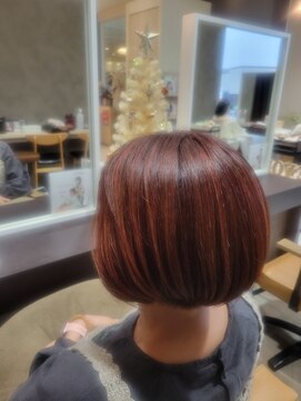 ヘアーアンドビューティーショップ エボルティー(hair&beauty shop EvoLuty) ショートボブ