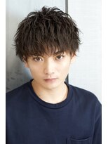 クリフ バイ リップス ヘアー(CLIF by LIPPS hair)&nbsp;ツイストスパイラル　無造作　ツーブロック　刈り上げ