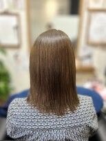 ファミーユ(FAMILLE)&nbsp;髪質改善トリートメント”まとまり髪”スタイル