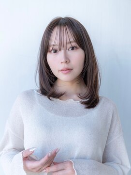 イオ 本厚木(io) ミディアムストレートレイヤーボブハッシュカット小顔前髪