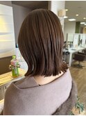 肩ラインの切りっぱなしボブ