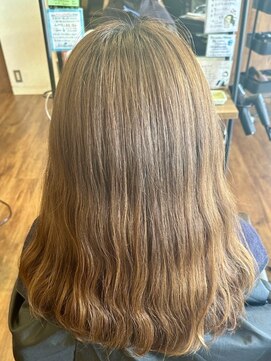 シェール(cher) ライトブラウン/韓国ウェーブ/艶髪【cher西宮北口:MAYA】