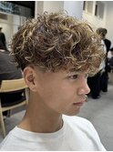 スペインカールパーマショートハーパーメンズカットメンズパーマ
