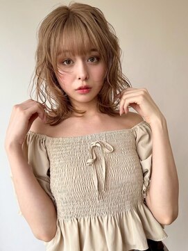 アース 検見川浜店(HAIR&MAKE EARTH) ハイライト前上がりショートプラチナブロンドウルフボブ