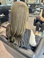 ケンジ ツルヤチョウ(KENJE tsuruyacho)&nbsp;オリーブベージュ/オリーブグレージュ/巻き髪/オリーブ