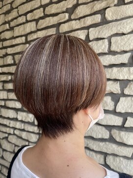 トライポッド(TRIPOD) ハイライト映えショート