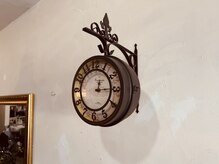 アンティーク時計がお出迎え♪【豊四季/柏/流山おおたかの森】