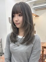 パークレーン アイス イヴェン(park lane ICI yeven)&nbsp;ブリーチなしオリーブベージュブラウンカラーレイヤーカット