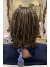 マイン ヘアアンドリラックス(mine) ひし形バレイヤージュボブ