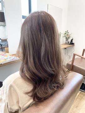 リブヘア(LiB hair) ロングレイヤー×グレージュハイライト