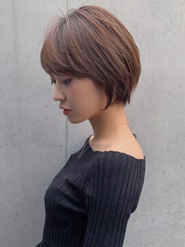 ザシー オモテサンドウ(The C) 30代40代50代◎大人ナチュラルレイヤーショートボブ　表参道