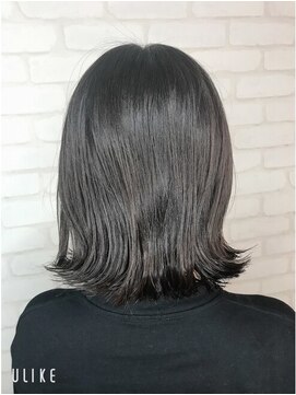 カラーリゾートAi 葛西店 切りっぱなしボブ