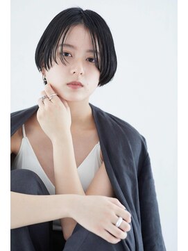 ナック ベース(knack base) ブルーグレージュ×前髪なしハンサムショートボブ◎30代40代50代