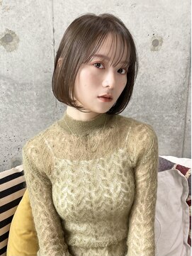 シック(sick) ミニボブ×グレージュカラー【 今泉 sick 荒川莉奈 】