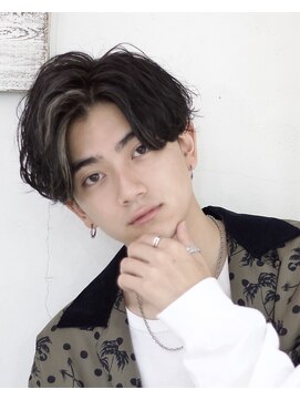 フリーラ 横浜(freera) ハイライト/マッシュパーマ/ウルフ/アッシュブラック[横浜駅]