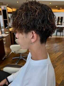 イーストハムヘッドショップ(EAST HAM head shop) 無造作感と動きをプラスしたメンズパーマ