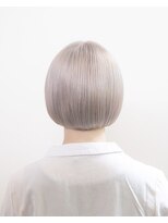 ルプラ ブリリアント(le-pla brilliant)&nbsp;ショートボブ/ブリーチ/ダブルカラー/ホワイトベージュ/豊橋豊川