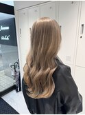 ミルクティーベージュ