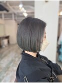 オリーブグレー×ミニボブ