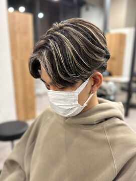 エルマーク 茨木(L-MARK) ハイライトセンターパートメッシュダブルカラーツーブロック