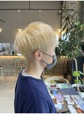 抜きっぱなしブロンド×ショートマッシュ