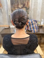 シオン(sHioN) ヘアセット