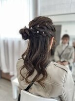 ホワイト(White)&nbsp;編み込みくるみちゃんヘア