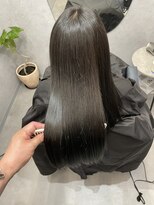 メゾン カシミヤ(Maison Cashmiya)&nbsp;髪ドラ矯正しながらアッシュベージュカラー